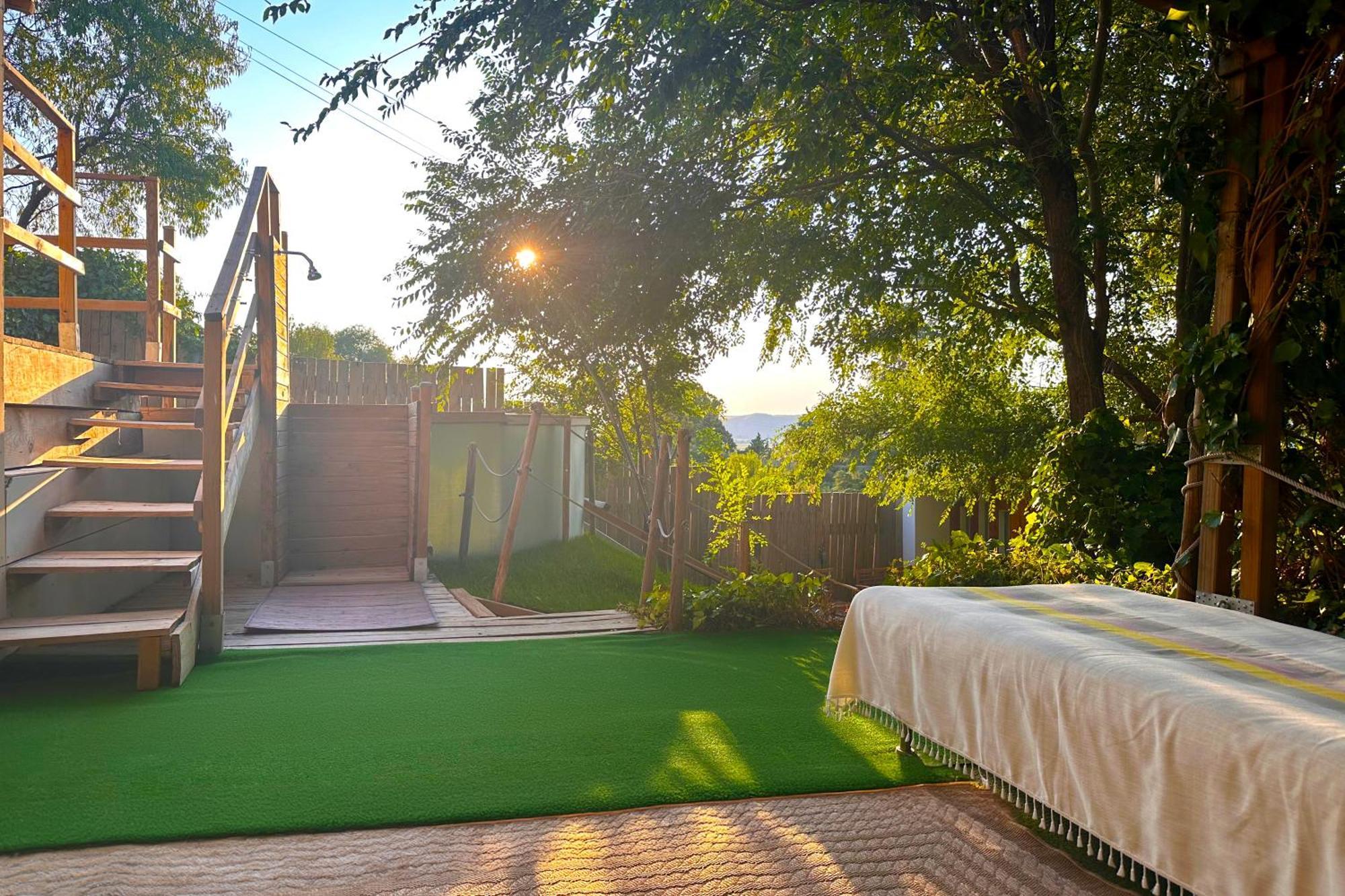 Fee4Me Cabin With Pool And Garden San Martín de la Vega Extérieur photo