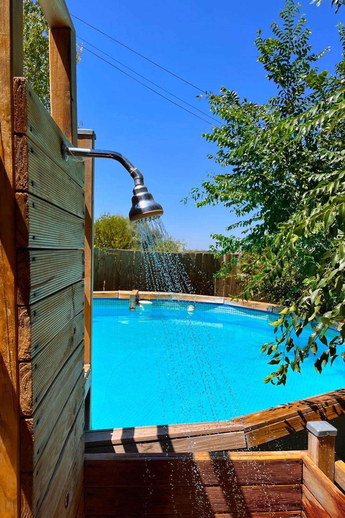 Fee4Me Cabin With Pool And Garden San Martín de la Vega Extérieur photo